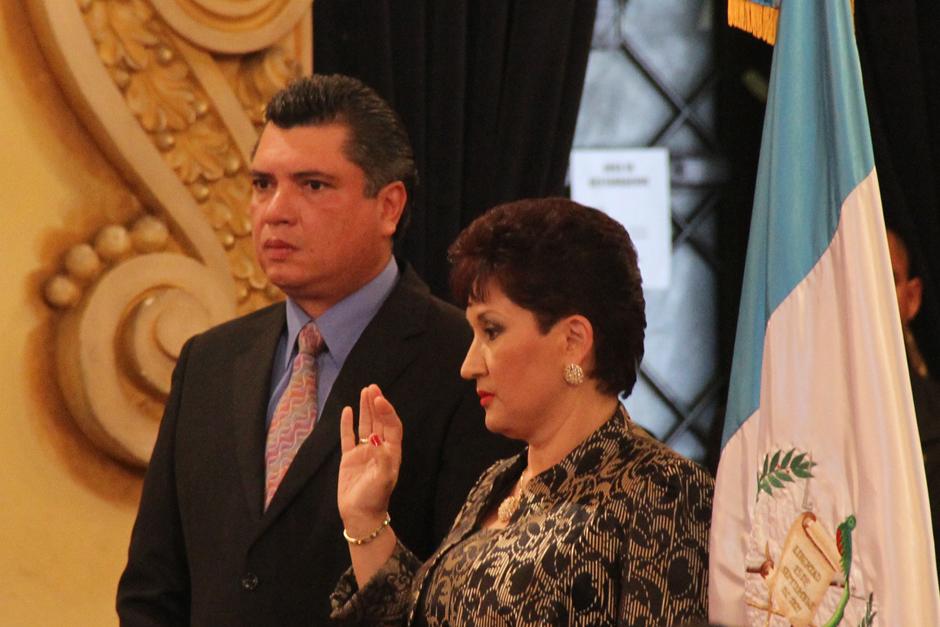 Thelma Aldana fue juramentada por el Presidente Otto P&eacute;rez Molina como la nueva Fiscal General. (Foto: Alexis Batres/ Soy502)