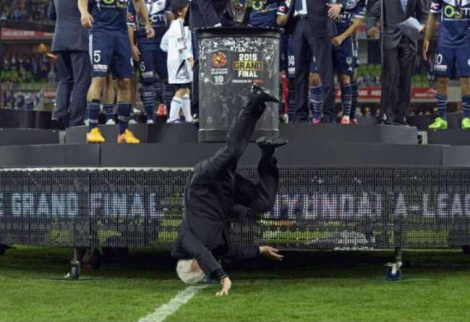 Frank Lowy se llev&oacute; tremendo golpe.&nbsp;