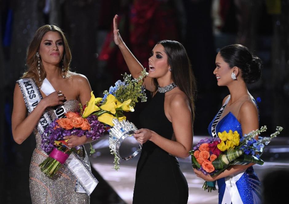 Muchos criticaron la equivocaci&oacute;n que tuvo el conductor de Miss Universo el domingo por la noche, otros aprovecharon el momento para hacer de las suyas. (Foto: AFP)