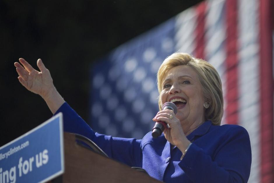 Clinton ser&iacute;a la primera mujer que logra la candidatura en ese partido. (Foto: AFP)&nbsp;