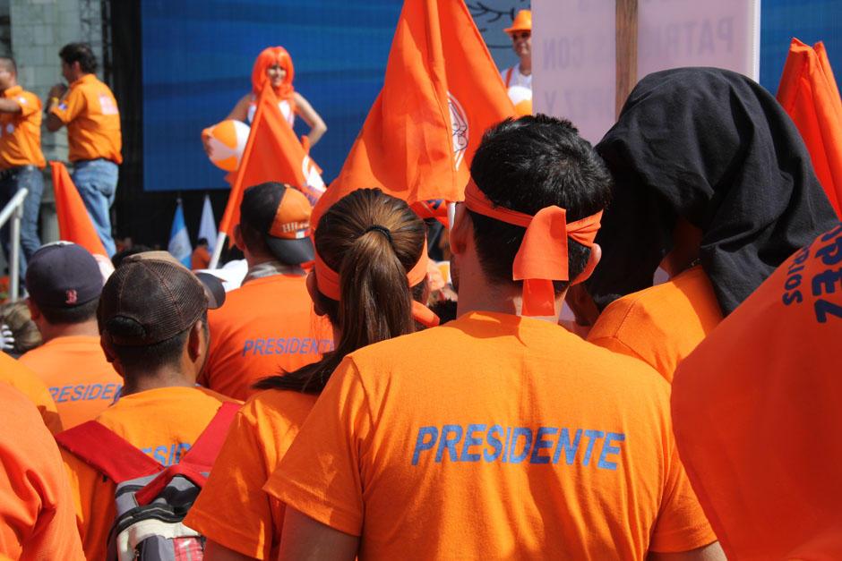 Algunos precandidatos a la presidencia realizaron diferentes actividades políticas en el interior del país, disfrazadas de convivios; principalmente Alejandro Sinibaldi, del Partido Patriota, Manuel Baldizón, de Líder y Sandra Torres, de la UNE. (Foto: Archivo)