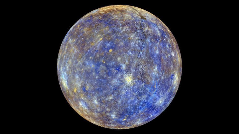 Imagen de la NASA, tomada por el sat&eacute;lite Mercury Messenger, en la que se registr&oacute; al planeta Mercurio. (Foto: EFE/Archivo)
