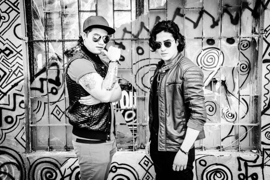 Vinnie &amp; Rizzo unen su talento en la academia de m&uacute;sica Ang&eacute;lica Rosa. (Foto: Vinnie y Rizzo)&nbsp;