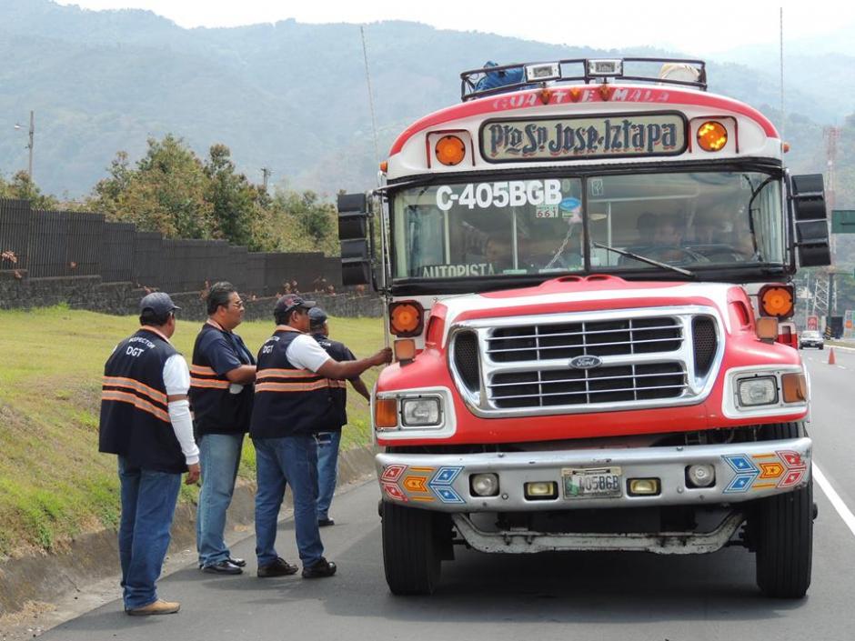 Un inspector de la Direcci&oacute;n General de Transportes fue capturado por pedir soborno a un piloto del transporte extraurbano. (Foto: Facebook DGT)&nbsp;