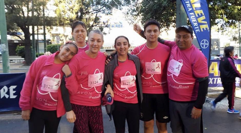 Patty Rivera, junto a su familia, en la Carrera Avon Contra el C&aacute;ncer. (Foto: Patty Rivera)