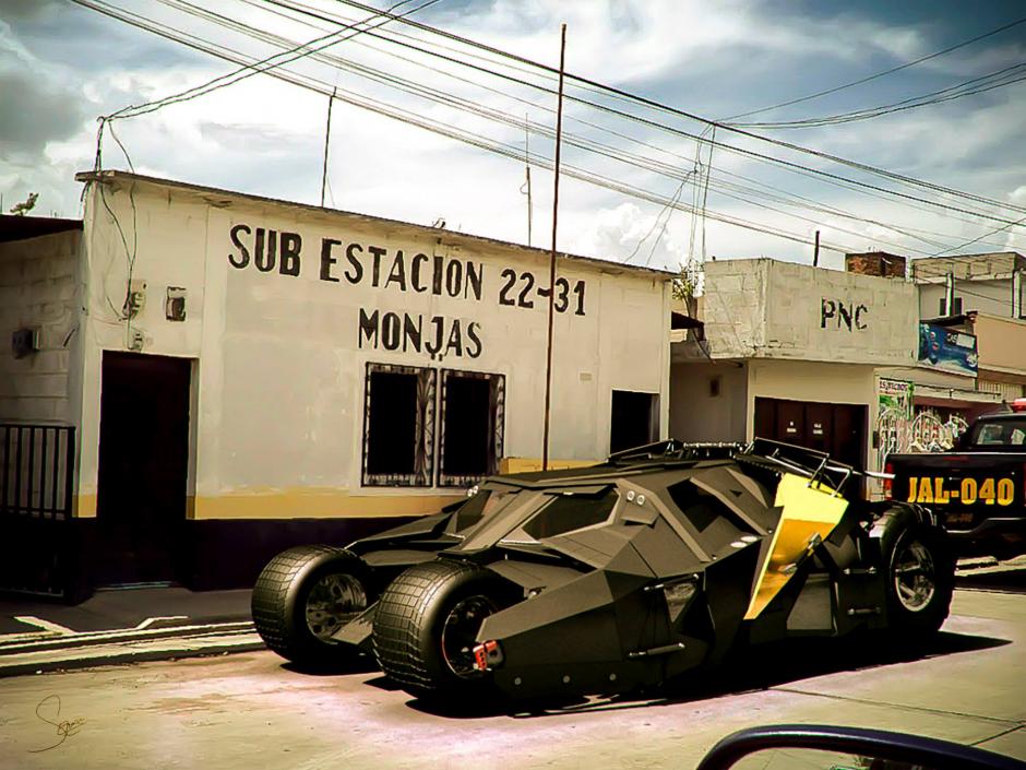 El Batim&oacute;vil estacionado en las afueras de la subestaci&oacute;n de Monjas, Jalapa ha tenido diversos comentarios en las redes sociales. (Foto: Selvin Barahona)
