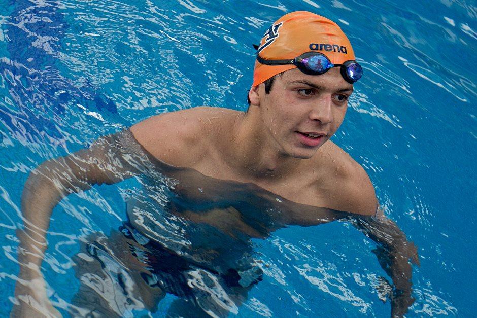 Nadador guatemalteco Luis Carlos Martínez verá acción en campeonato