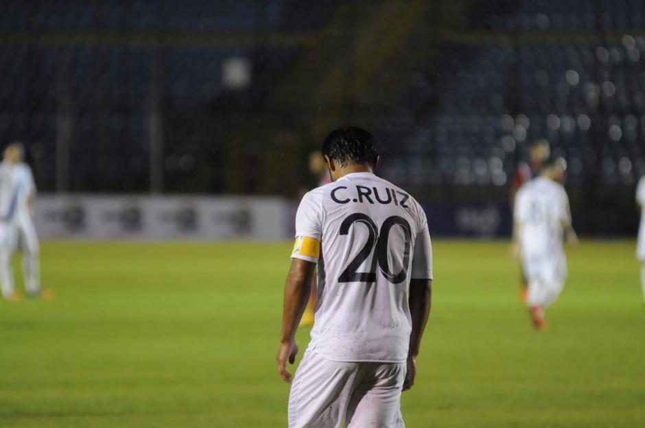 Carlos Ruiz cumplir&aacute; este 15 de septiembre 36 a&ntilde;os, a&uacute;n as&iacute; sigue siendo el referente de gol de Guatemala, es el m&aacute;ximo artillero de centromaericano con 57 tantos, supera por uno al hondure&ntilde;o Carlos Pav&oacute;n. (Foto: Archivo/Soy502)