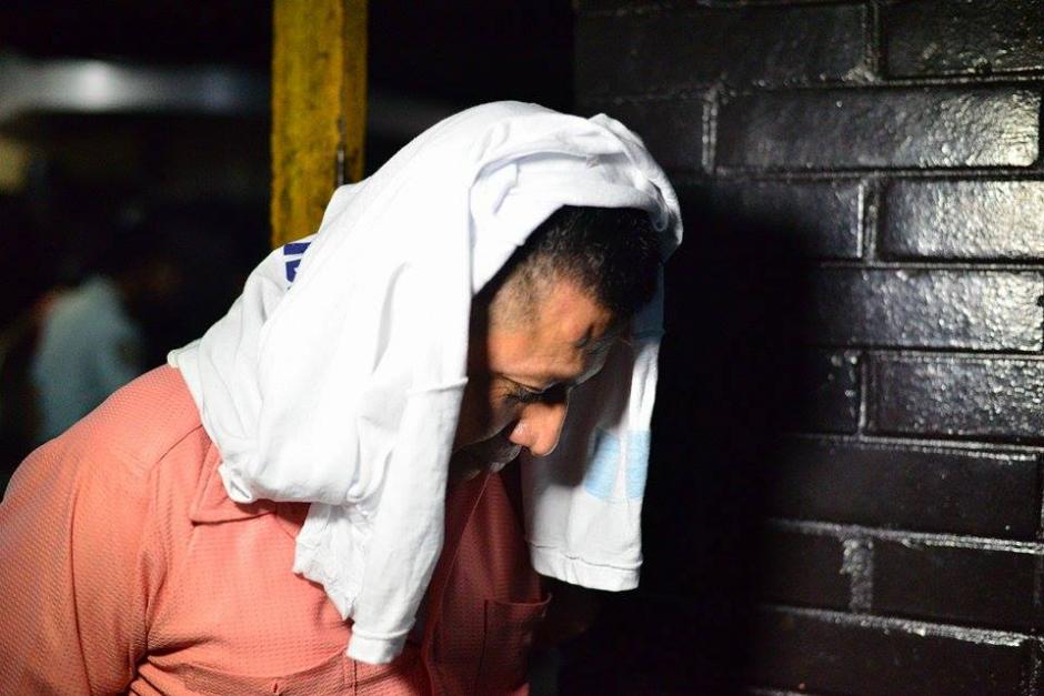 El elemento de seguridad de Édgar Barquín fue trasladado a la Torre de Tribunales, tras la vigilia de Lider. (Foto Wilder López/Soy502)