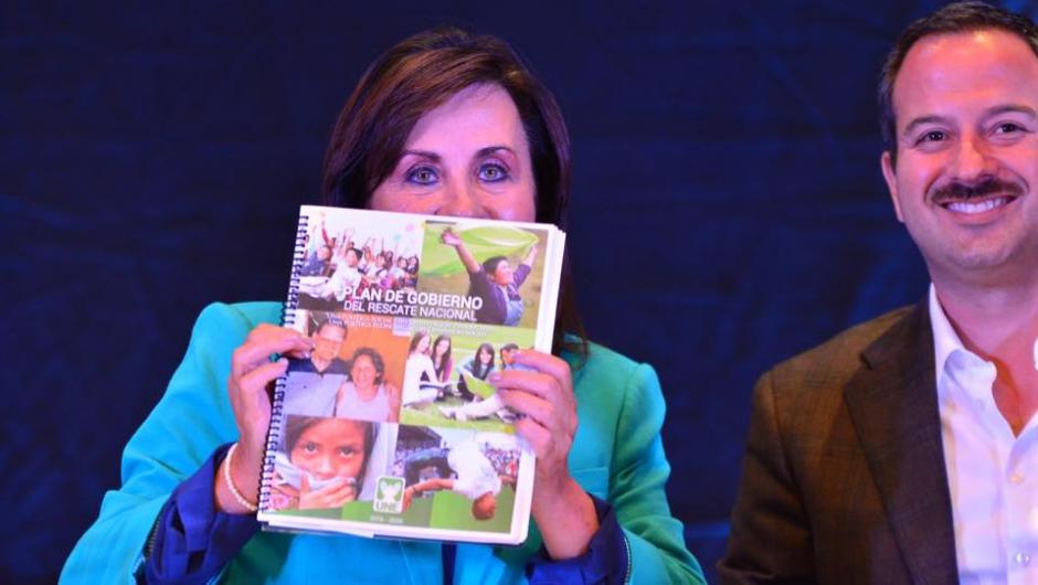 Sandra Torres y Mario Leal, el binomio de la Unidad Nacional de la Esperanza (UNE) dijeron estar listos para la segunda vuelta electoral. (Foto: Jesús Alfonso/Soy502)&nbsp;