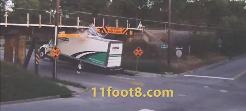 Son innumerables los accidentes en este puente de Carolina del Norte. (Foto: Twitter)