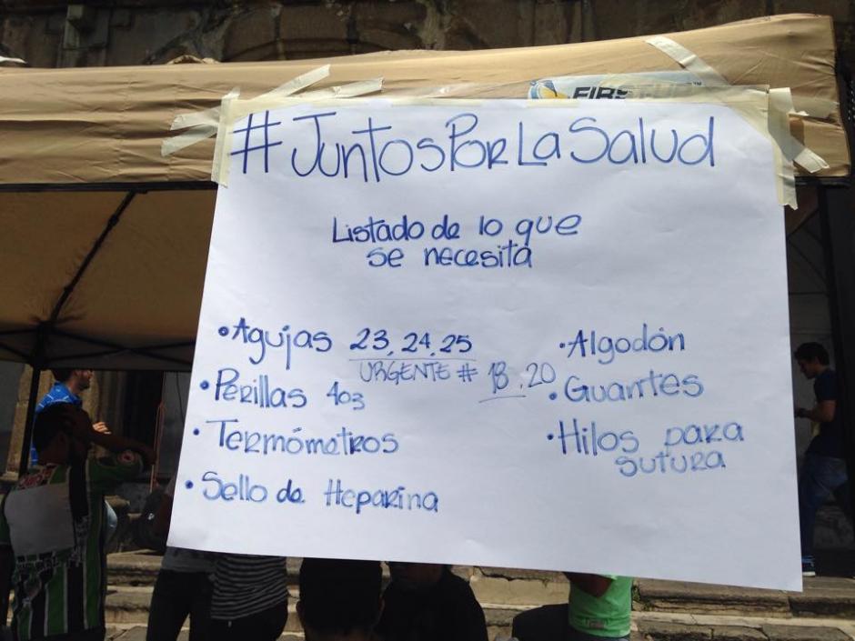 Esta es la lista de insumos que necesitan con mayor urgencia en el Hospital Nacional de Antigua Guatemala. (Foto: Fredy Hern&aacute;ndez/Soy502)