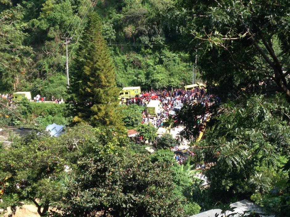 Al menos 57 personas permanecen en el albergue habilitado en el Salón Comunal de Santa Catarina Pinula. (Foto: Fredy Hernández/Soy502)