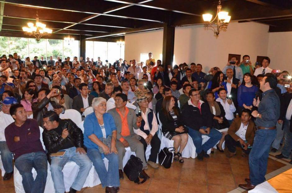 El presidente electo sostuvo una reunión privada con la dirigencia de FCN-Nación. (Foto FCN)