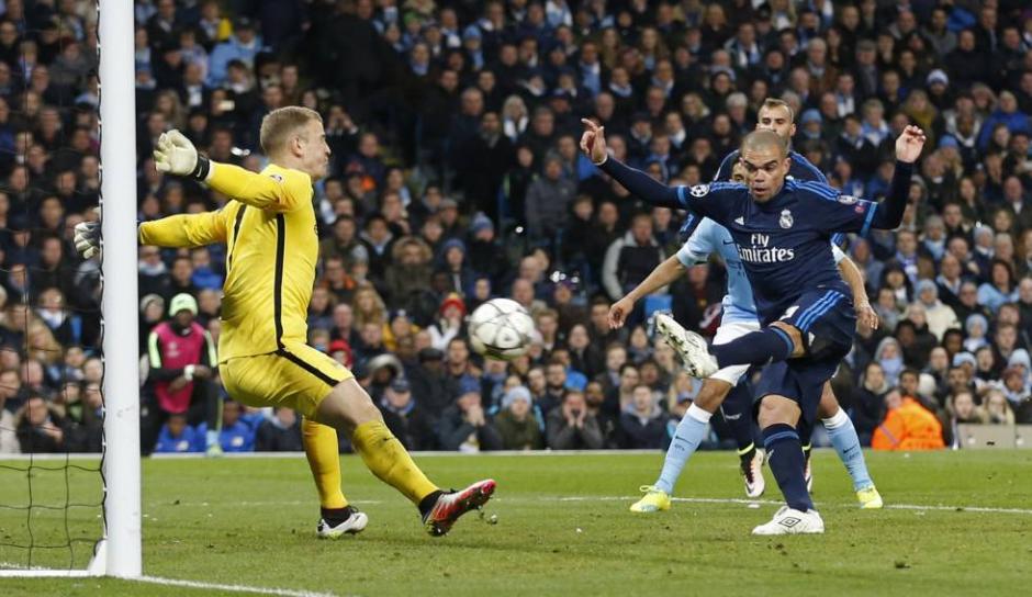Joe Hart se lució en más de una ocasión. (Foto: deportes.elpais.com)