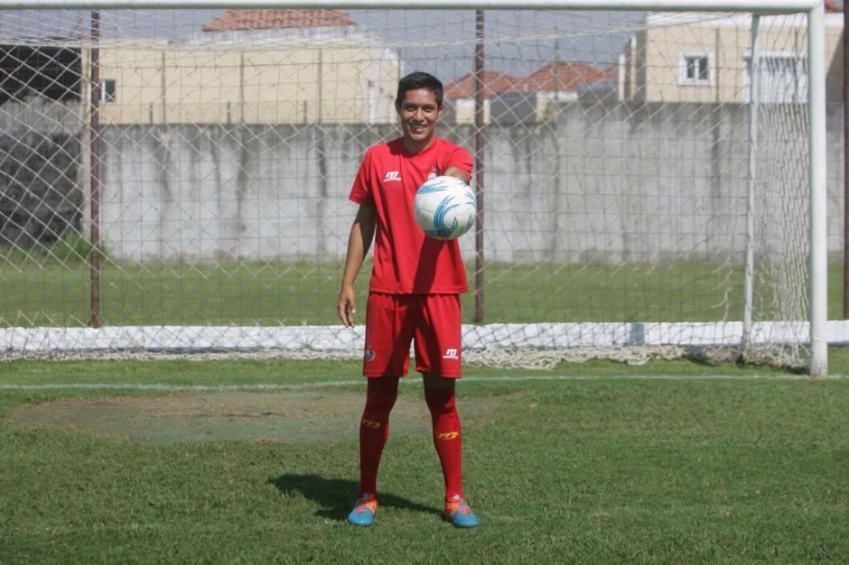 Kevin &Aacute;vila ser&iacute;a el debutante de Municipal en el duelo frente a la Universidad de San Carlos en el inicio del torneo Clausura 2016. (Foto: Kevin &Aacute;vila)