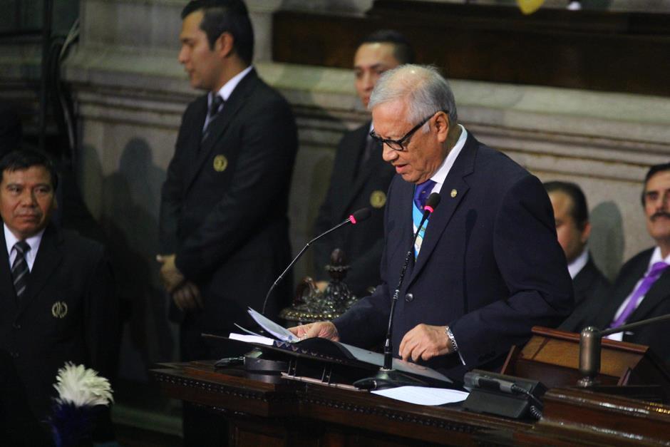 El presidente Alejandro Maldonado Aguirre durante su &uacute;ltimo discurso en el Congreso de la Rep&uacute;blica. (Foto: Alexis Batres/Soy502)