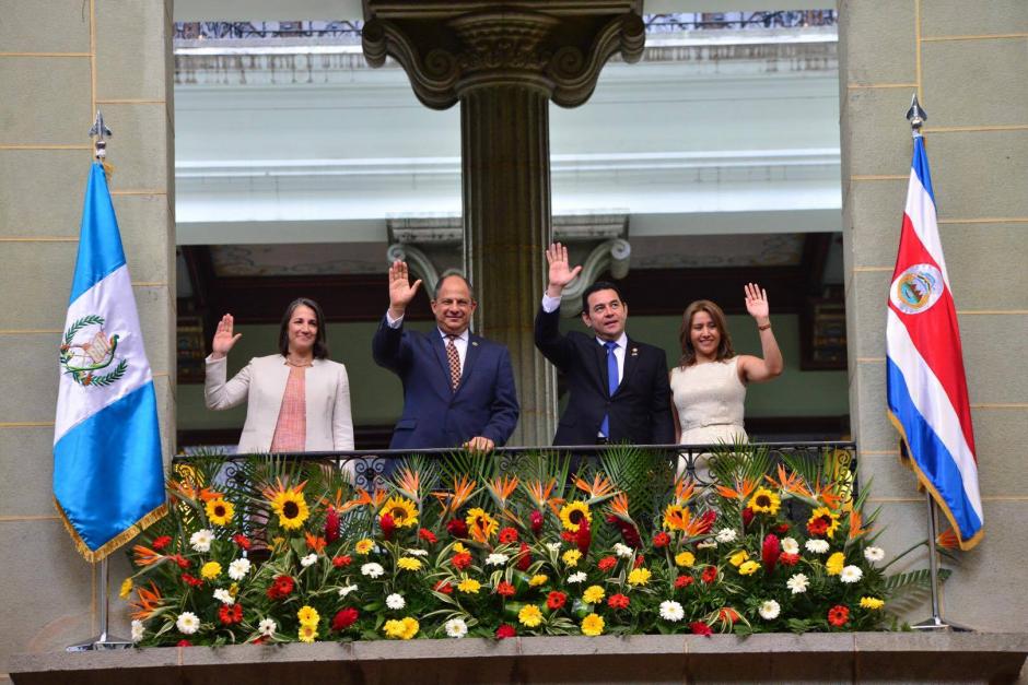 El presidente de la Rep&uacute;blica Jimmy Morales se reuni&oacute; con el mandatario de Costa Rica, Luis Guillermo Sol&iacute;s. (Foto: Jes&uacute;s Alfonso/ Soy502)