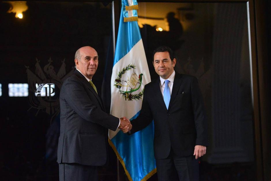 El presidente de la República Jimmy Morales y el presidente del Congreso, Mario Taracena se reunieron en el Palacio Legislativo. (Foto: Jesús Alfonso/ Soy502)