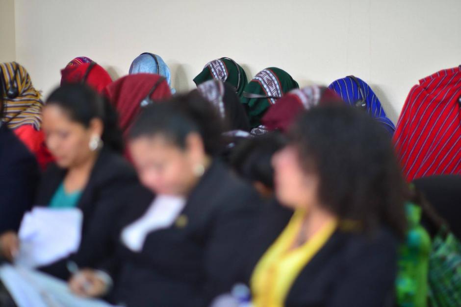 Las mujeres de Sepur Zarco lograron que el Tribunal de Sentencia de Mayor Riesgo dictara medidas de reparaci&oacute;n a su favor. (Foto: Jes&uacute;s Alfonso/Soy502) 