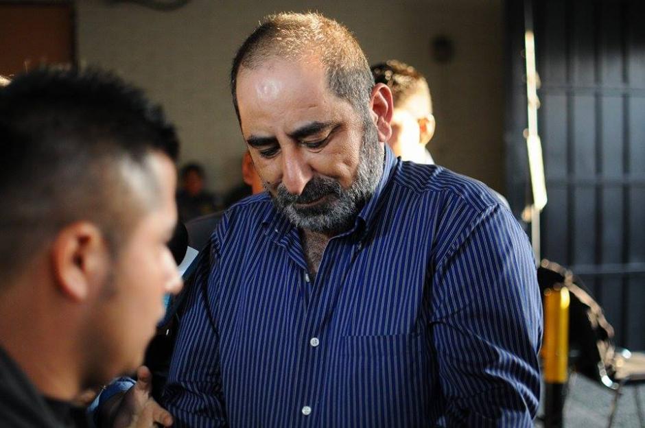 Osama Aziz Aranki llega a la Torre de Tribunales para audiencia en la que decidir&aacute;n si enfrentar&aacute;n juicio. (Foto: Alejandro Bal&aacute;n/Soy502)