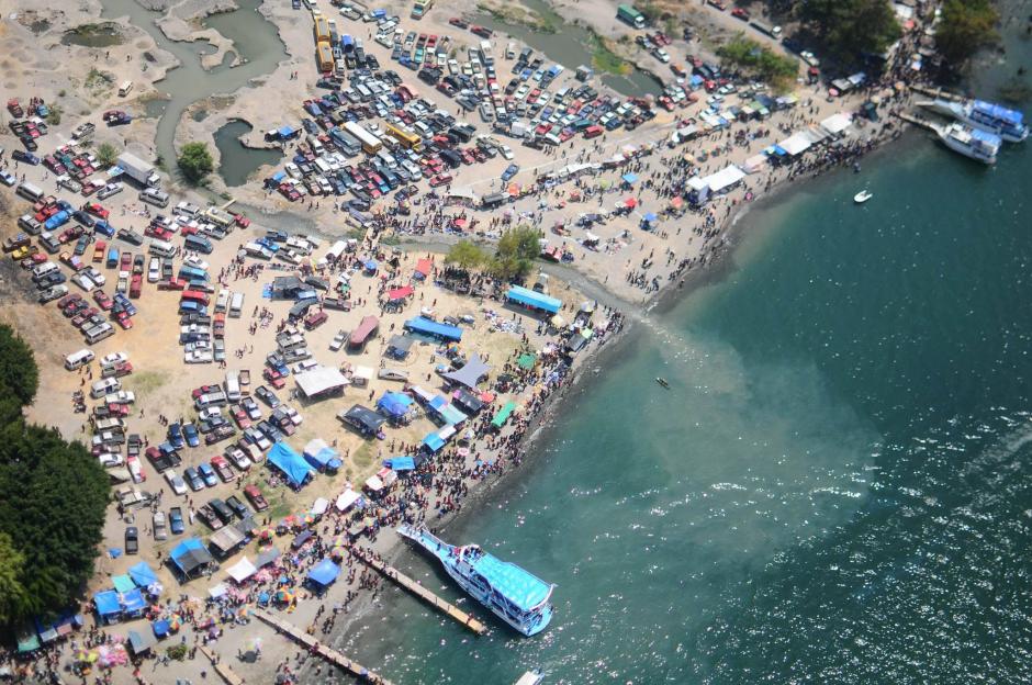 El próximo asueto (que cae entre lunes y viernes) es el Día del Ejército (30 de junio). (Foto: Alejandro Balán/Soy502)
