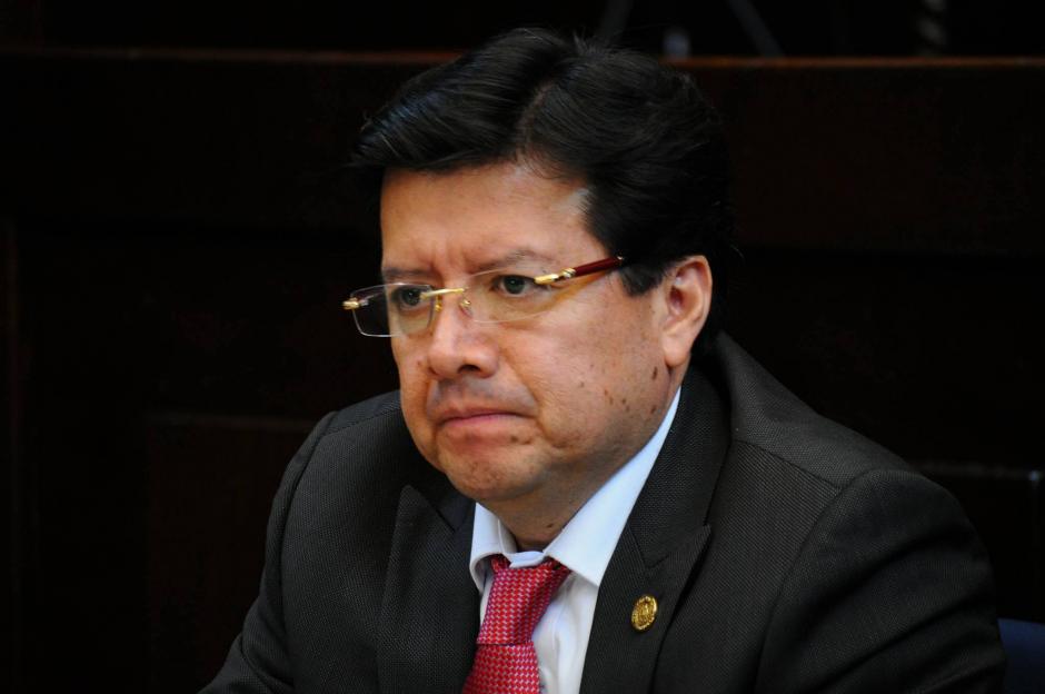 Douglas Charchal dej&oacute; de ser magistrado este martes. (Foto: Archivo/Soy502)