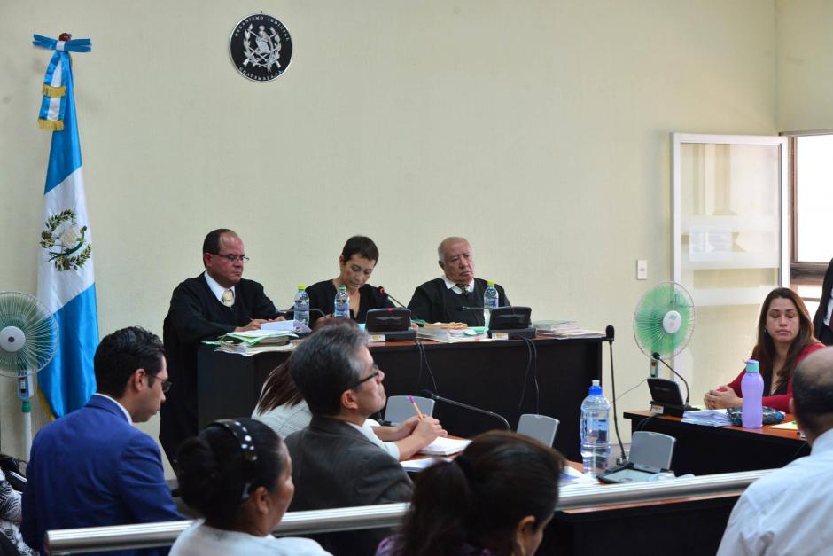 El caso IGSS-Pisa fue suspendido pues los abogados cuestionaron la imparcialidad del tribunal por la fuga de informaci&oacute;n, por lo que presentaron un recurso, mismo que fue aceptado y por ende la audiencia se suspendi&oacute;. (Foto: Jes&uacute;s Alfonso/Soy502)