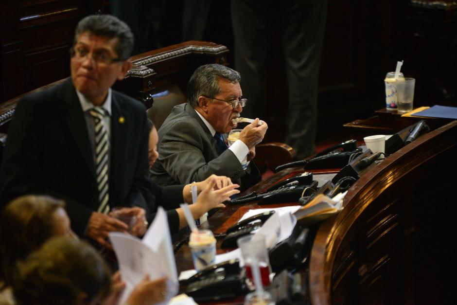 Entre las bancadas, comisiones y Junta Directiva del Congreso gastaron Q101 mil 240 en caja chica. (Foto: Archivo/Soy502)