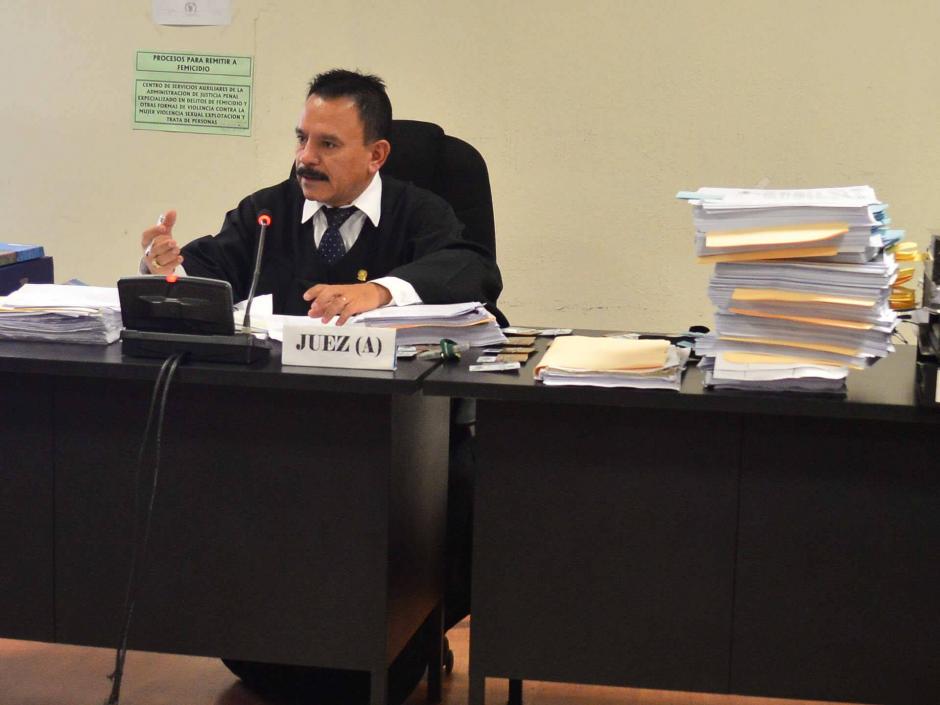 El juez de Villa Nueva estuvo a cargo del proceso penal por el fraude en el proyecto de limpieza del Lago de Amatitl&aacute;n. (Foto: Archivo/Soy502)&nbsp;