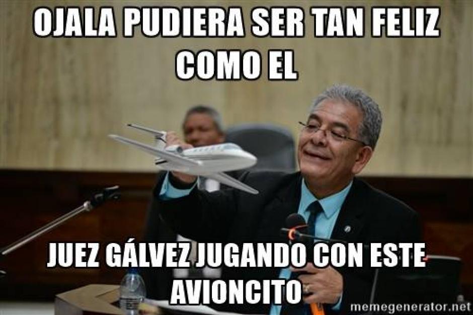 Muchos hasta admiraron la forma tan genuina en que el juez G&aacute;lvez parec&iacute;a disfrutar de la "Balita". (Imagen: Facebook)