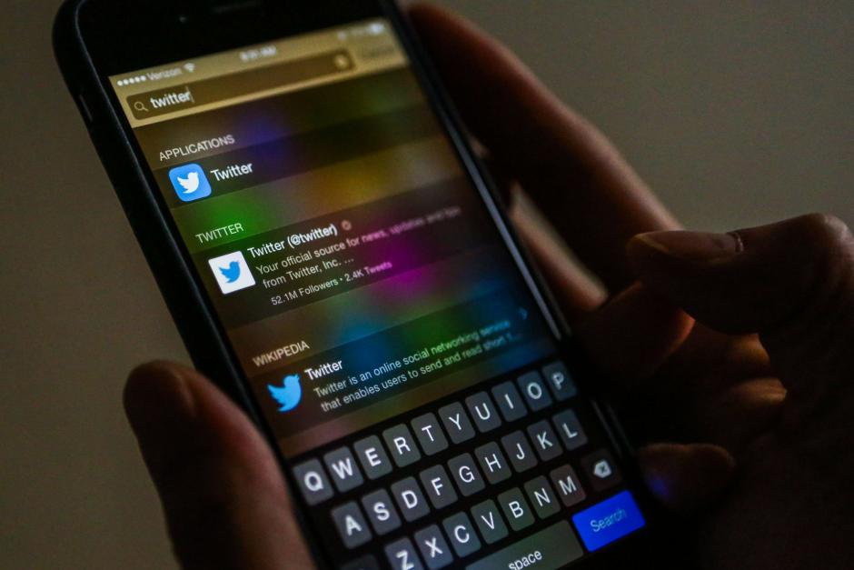 El timeline de Twitter ha sido modificado según su nueva actualización. (Foto: El País)&nbsp;