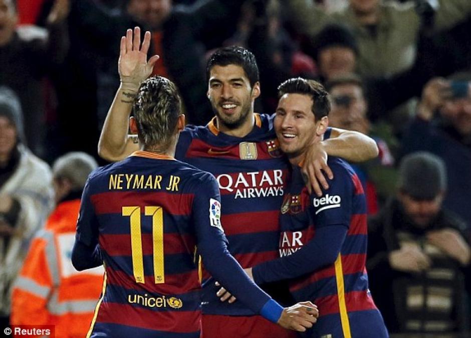 La MSN volvi&oacute; a ser arrolladora, esta vez ante el Valencia por la Copa del Rey. (Foto: EFE)