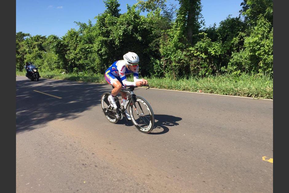 El quetzalteco Manuel Rodas conquist&oacute; la cuarta etapa y liderato general de la Vuelta. (Foto: Orlando Chile/Nuestro Diario)