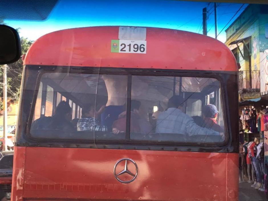 Las personas que utilizan el transporte p&uacute;blico deben "colaborar" para evitar ser asaltados. (Foto: Archivo/Soy502)