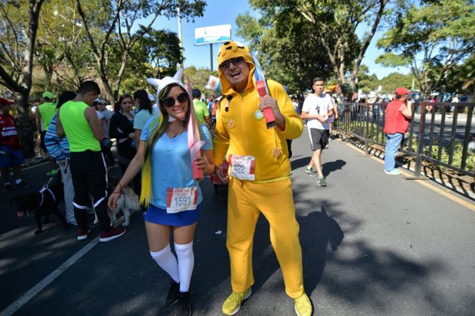 Una pareja record&oacute; a la serie animada Hora de Aventura. (Foto: Wilder L&oacute;pez/Soy502)