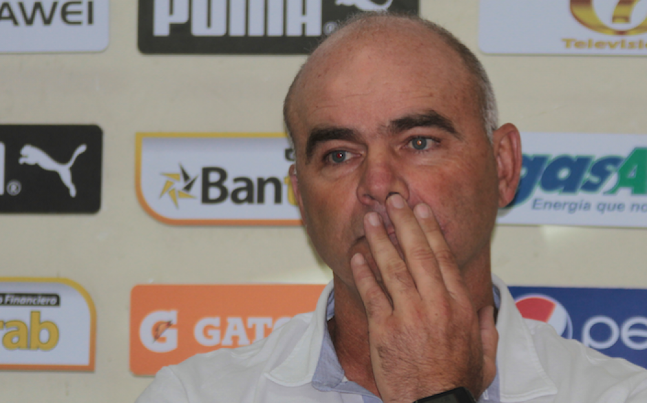 Iv&aacute;n Franco Sopegno es uno de los t&eacute;cnicos m&aacute;s ganadores con Comunicaciones. (Foto: Luis Barrios/Soy502)