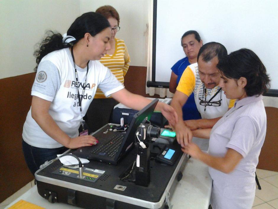 Inicialmente, el tr&aacute;mite iba a tener un costo de 15 d&oacute;lares. (Foto: Renap)