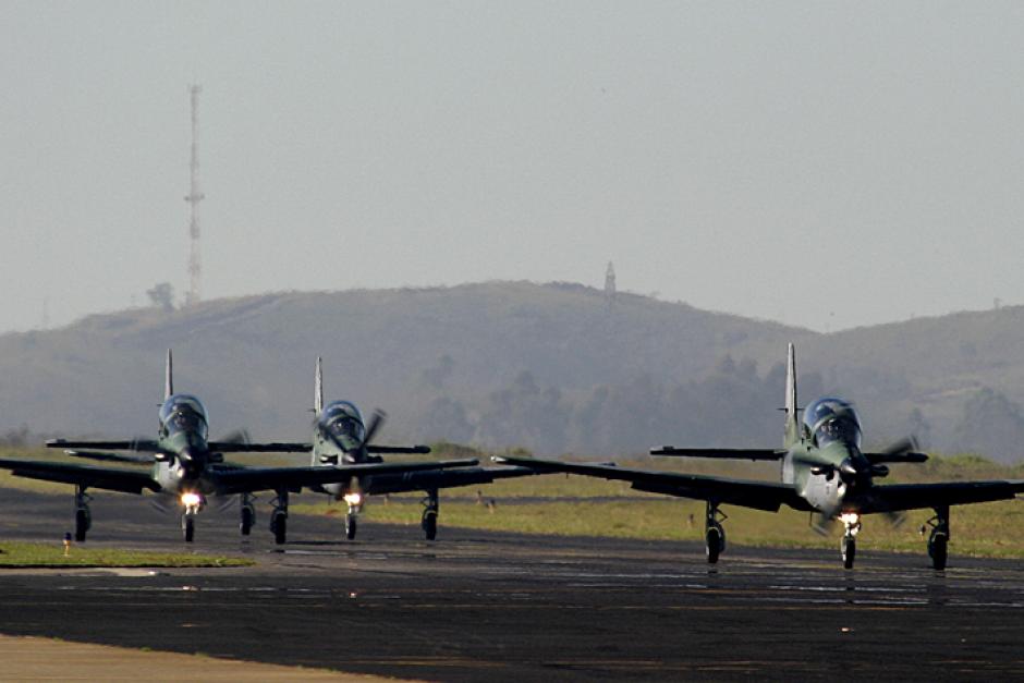Aviones que servirían para controlar el espacio aéreo guatemalteco, ya no serán adquiridos. &nbsp;(Foto: Embraer)