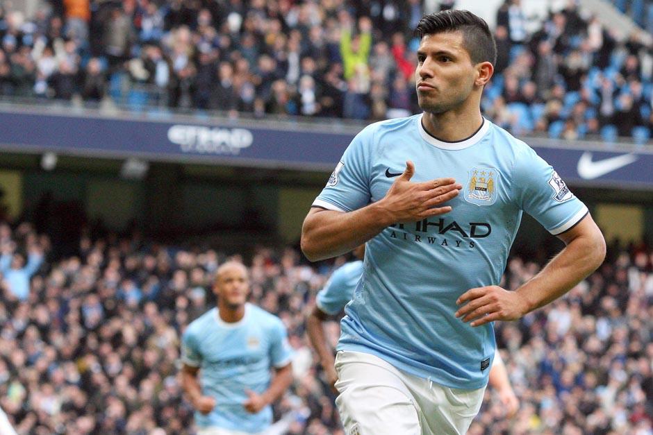 El argentino Sergio el "Kun" Ag&uuml;ero inici&oacute; la goleada colocando el 1-0 en el Etihad Stadium. (Foto: Lindsey Parnaby/EFE)
