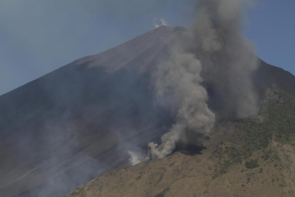 Insivumeh alerta a Parque Nacional Pacaya para que se restrinja el acceso de turistas por actividad en el coloso. (Foto: Archivo/Soy502)