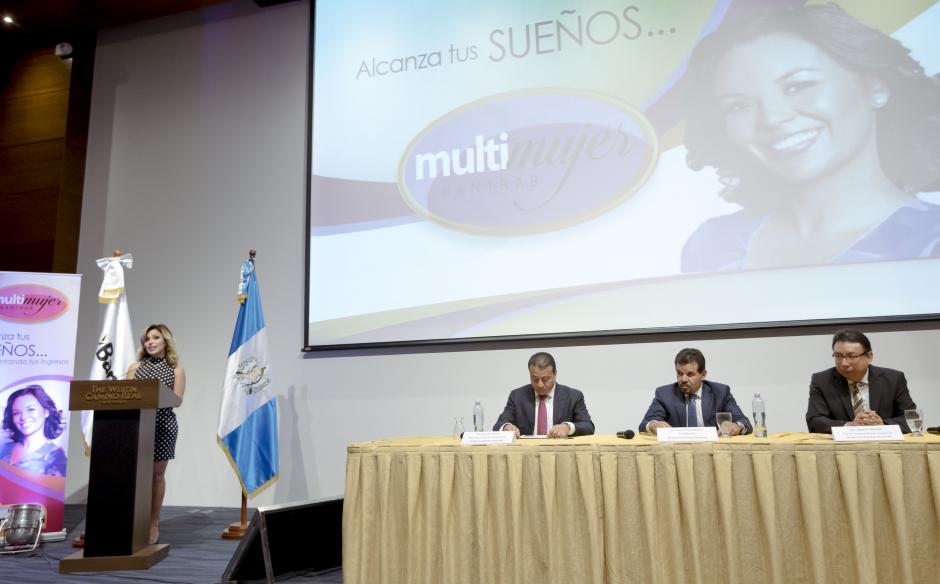 Multimujer, un catálogo financiero pensado por y para la mujer guatemalteca. (Foto: Eddie Lara/Soy502)