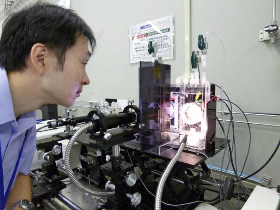 Esfuerzos de Panasonic en la fotos&iacute;ntesis artificial est&aacute;n dando sus frutos en serio. (Foto: Diario Nikkei)