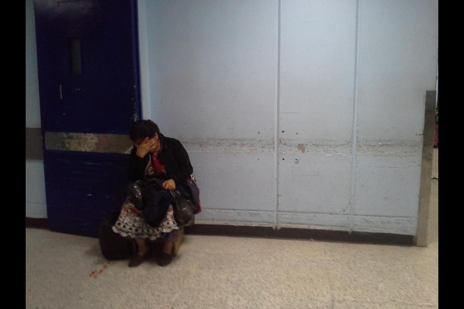 Las carencias del hospital general obligaron al hospital a buscar medidas urgentes para poder atender a los pacientes. (Foto: Evelyn de León/Soy502)