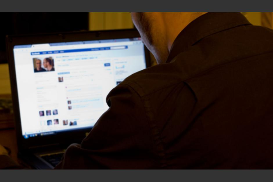 Existen varias aplicaciones que ofrecen la función de ver quién ha ingresado a tu perfil de Facebook. (Foto: Animal New York)