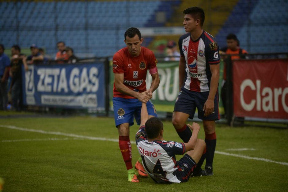 Municipal y Xelaj&uacute; empataron 2-2 en la jornada 19 del Torneo Clausura 2017. (Foto: Wilder L&oacute;pez/Soy502)