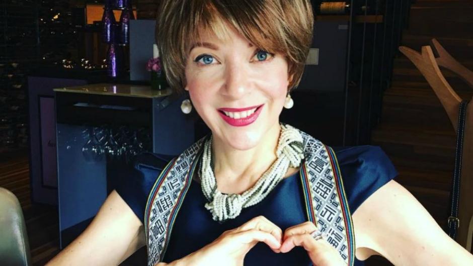 Edith Gonz&aacute;lez luce fuerte y hermosa en una sesi&oacute;n fotogr&aacute;fica tras su lucha contra el c&aacute;ncer. (Foto: Instagram)