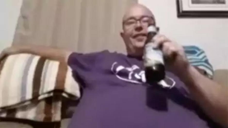 El hombre se dispar&oacute; en la cabeza con un fusil y decidi&oacute; transmitirlo a trav&eacute;s de Facebook. (Foto: Infobae)