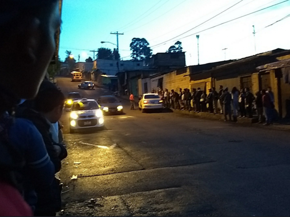 Vecinos de la zona 21 alertaron acerca de la falta de transporte. (Foto: Am&iacute;lcar Montejo/Twitter)&nbsp;