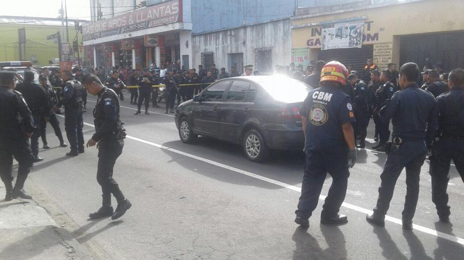 El vehículo fue copado en un sector de la zona 11. (Foto: Amílcar Montejo/PMT)&nbsp;